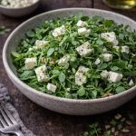 Zevenblad–lollo rossa salade met walnoten