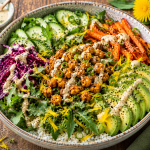Rode Klaver Mango Halloumi Poké Bowl